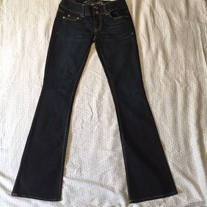 American Eagle boot cut blue jeans
